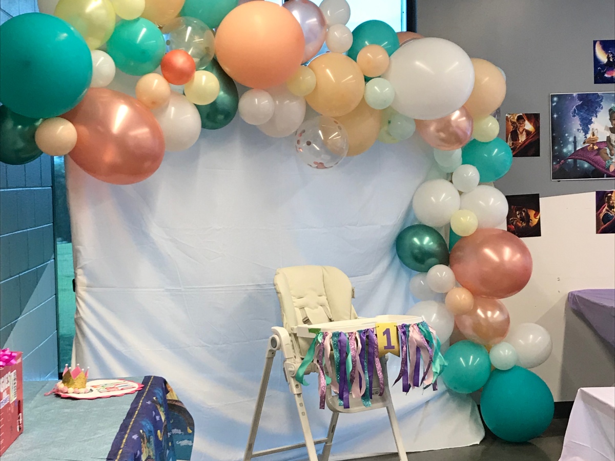 How We Made A Gorgeous Balloon Garland with Junibel Inc